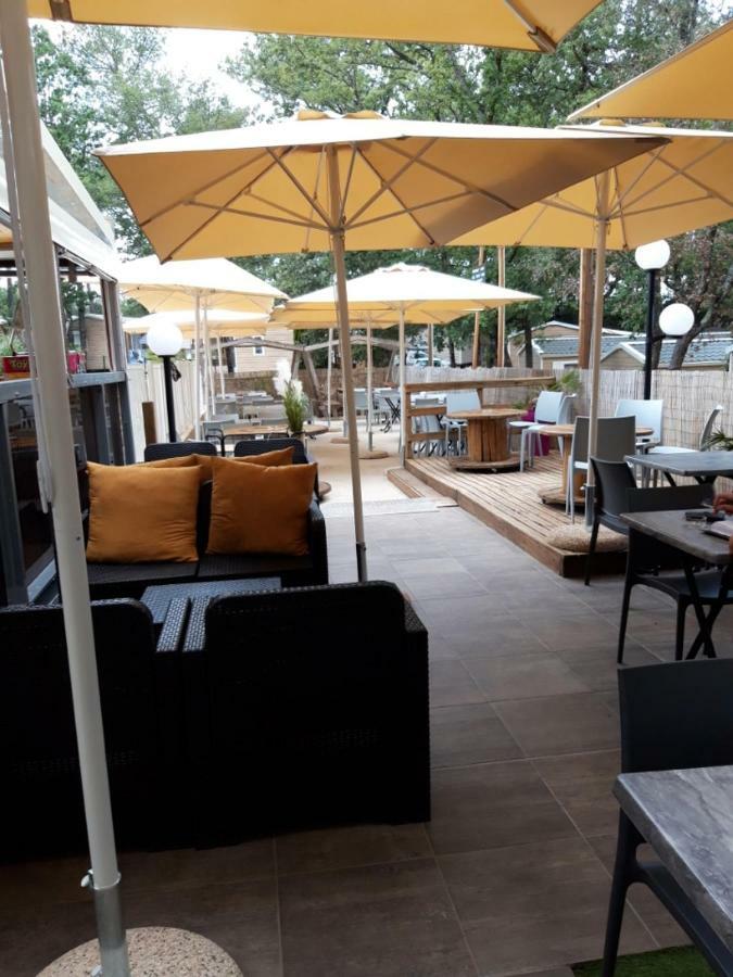 Mobil Home Sainte-Baume Nans Les Pins Bagian luar foto